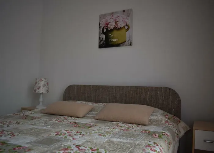 Lavandula Lägenhet Baška