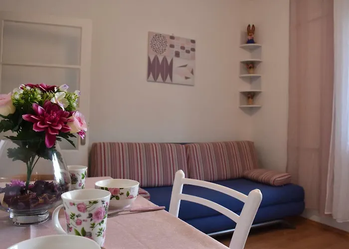 Lavandula Lägenhet *